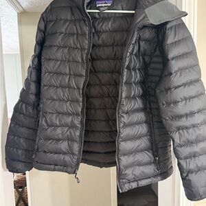 Patagonia Men's Charcoal Puffer Jacket